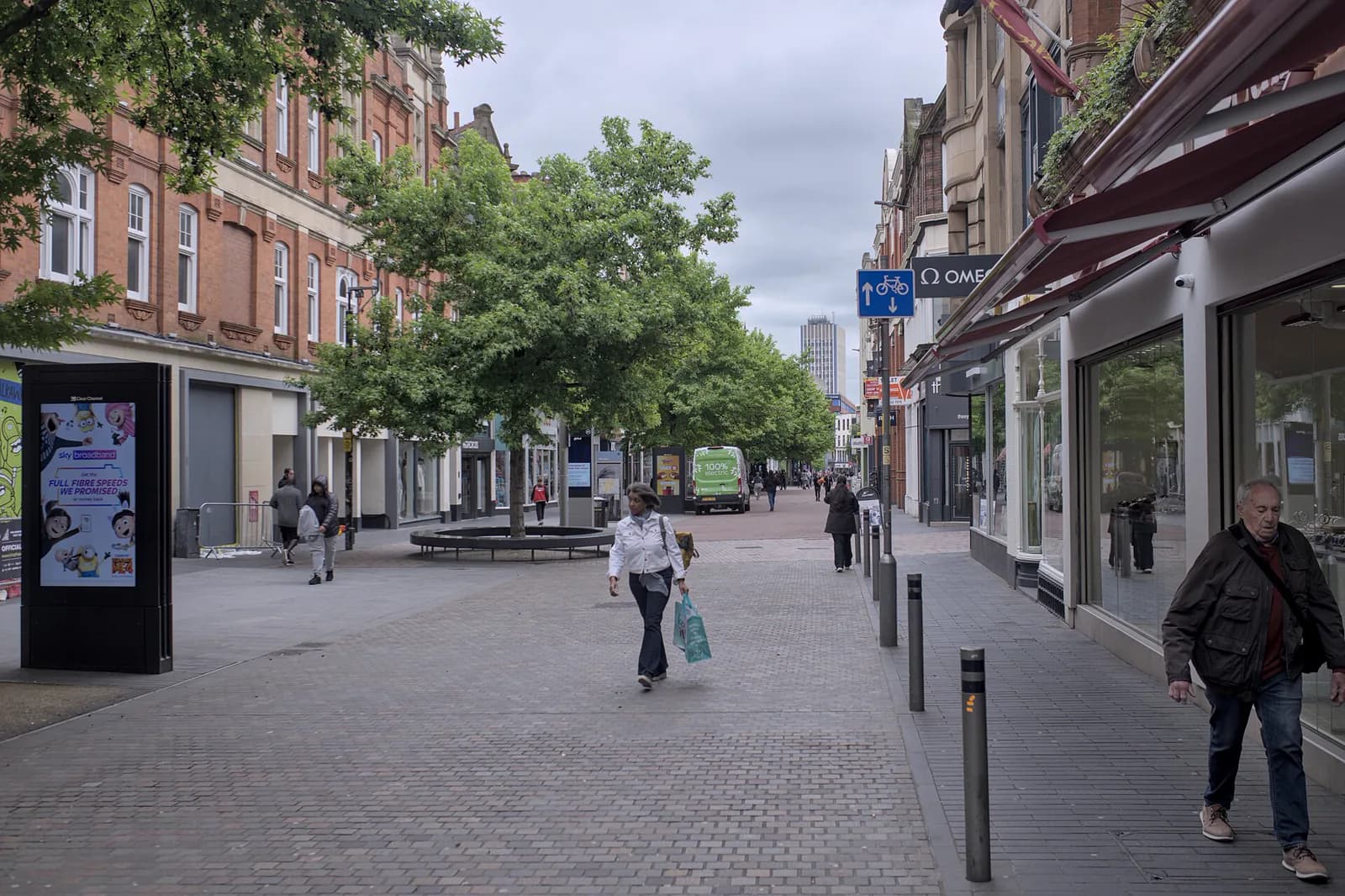 Leicester High Street, the shopping street in the city centre, about 20 miles from the hotel